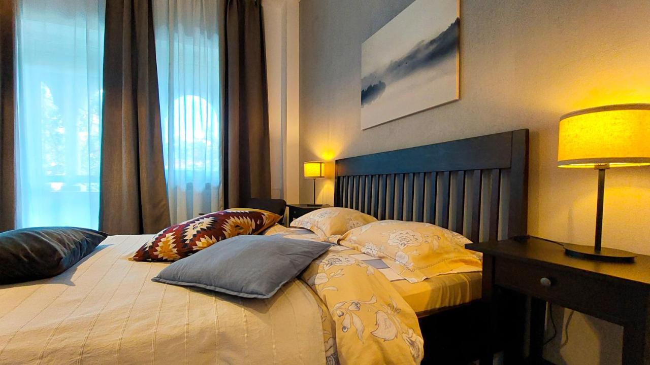 Amzei Studios & Suites Bucarest Esterno foto