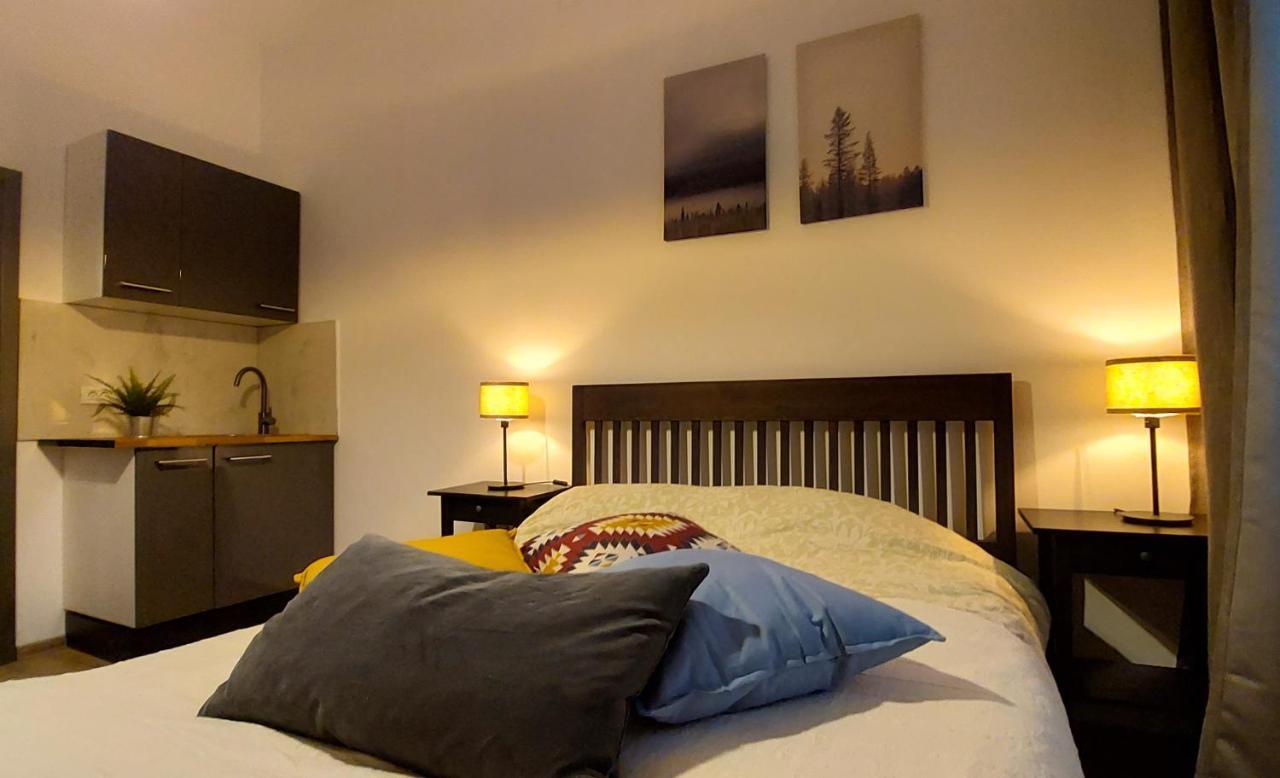 Amzei Studios & Suites Bucarest Esterno foto