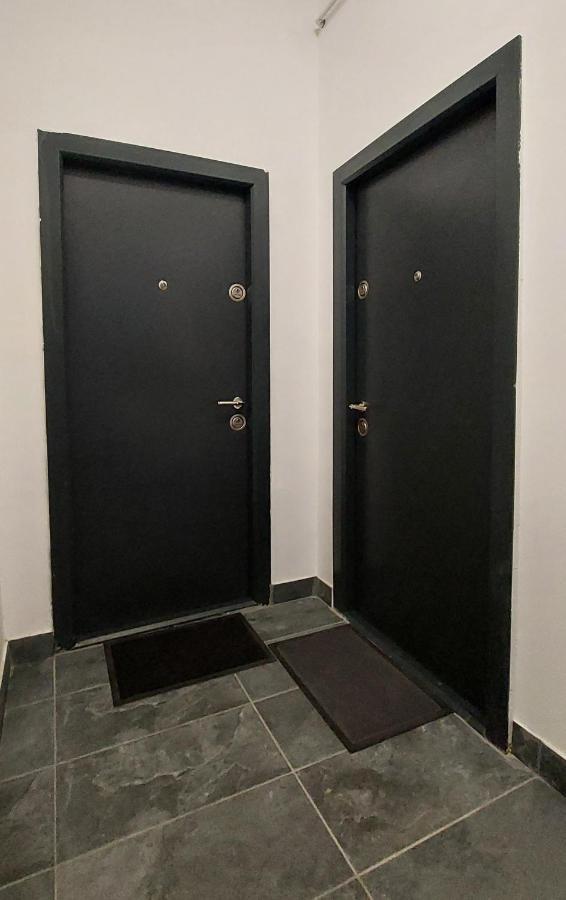 Amzei Studios & Suites Bucarest Esterno foto