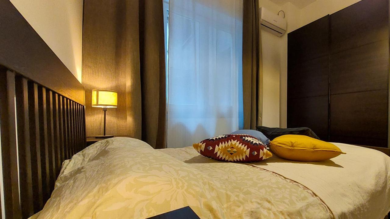 Amzei Studios & Suites Bucarest Esterno foto