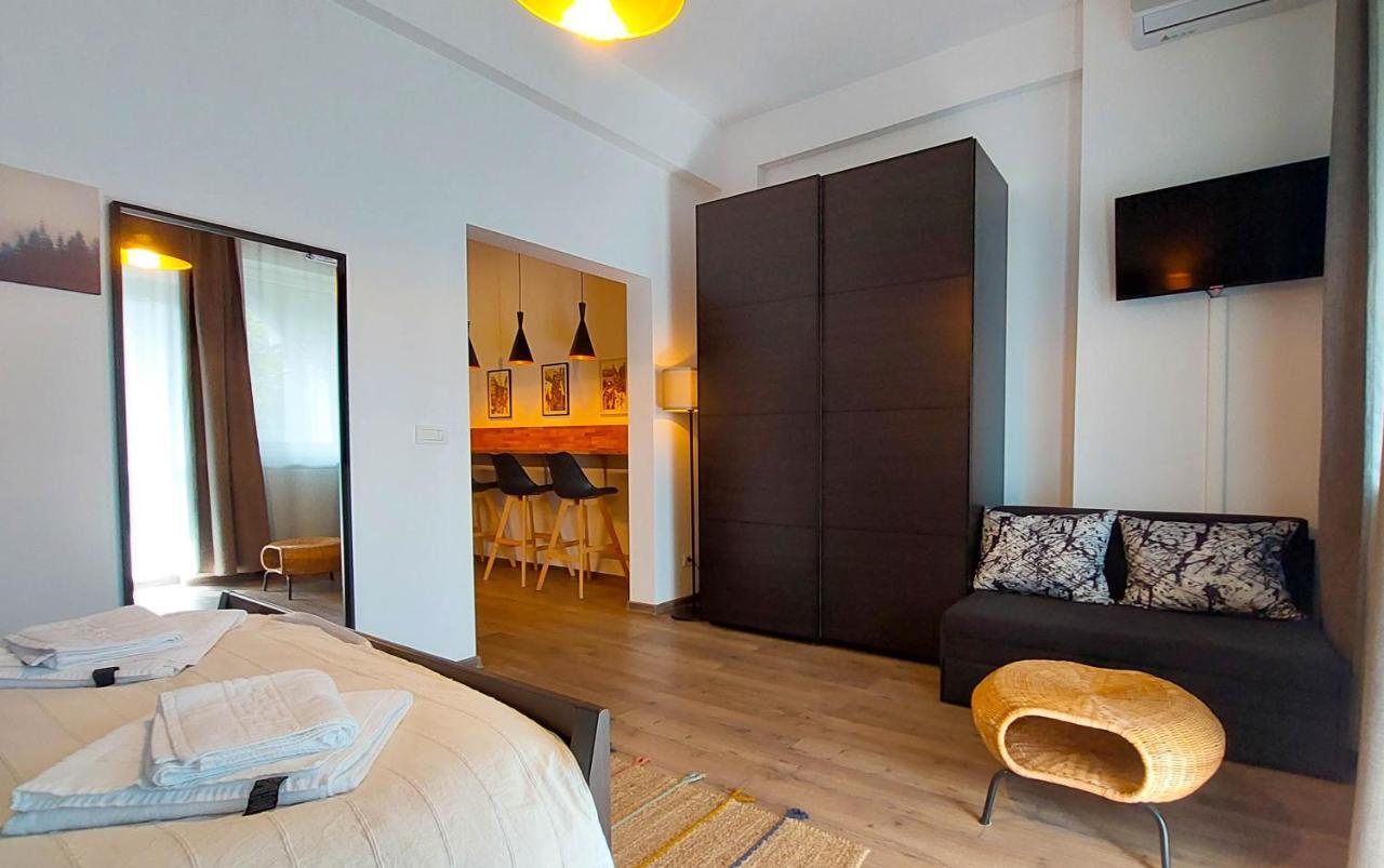 Amzei Studios & Suites Bucarest Esterno foto
