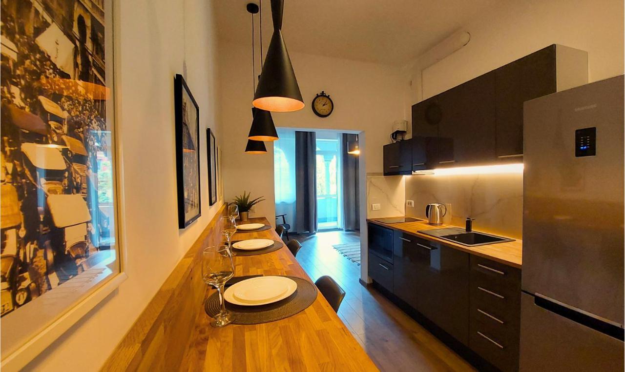 Amzei Studios & Suites Bucarest Esterno foto